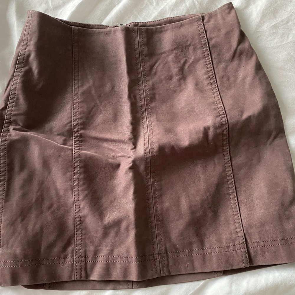 Dusty rose free people skirt leathery suede material